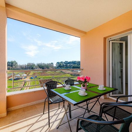 Stancija Amorozo 5 - Apartment N. 7 Porec Ngoại thất bức ảnh