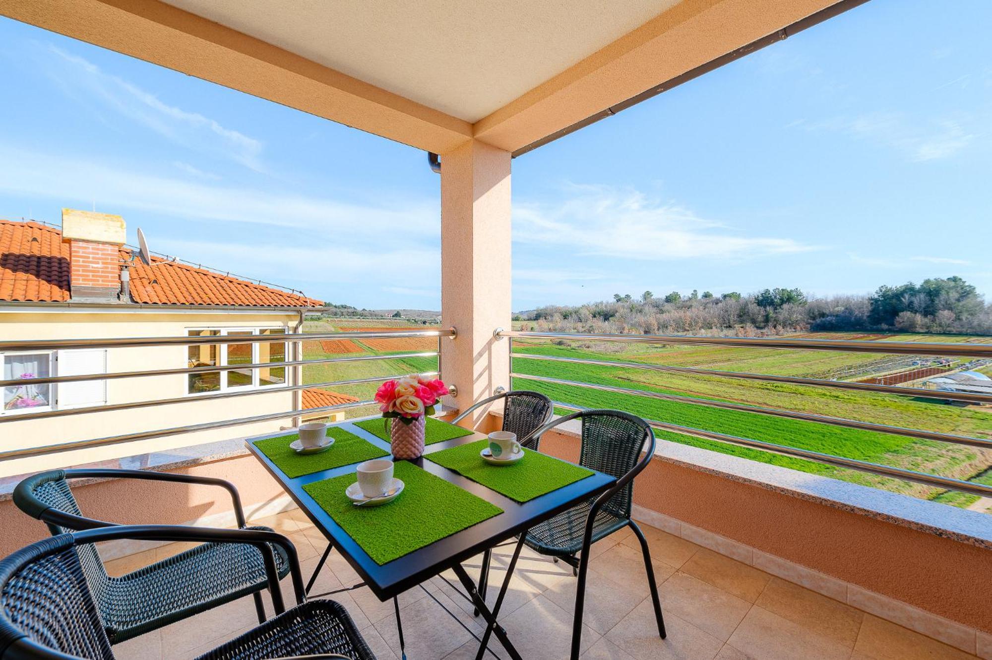 Stancija Amorozo 5 - Apartment N. 7 Porec Ngoại thất bức ảnh