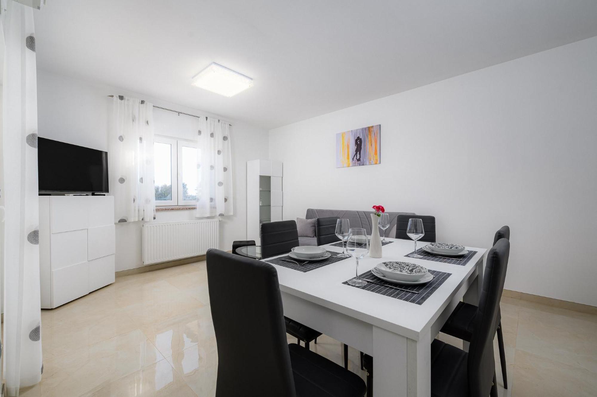 Stancija Amorozo 5 - Apartment N. 7 Porec Ngoại thất bức ảnh