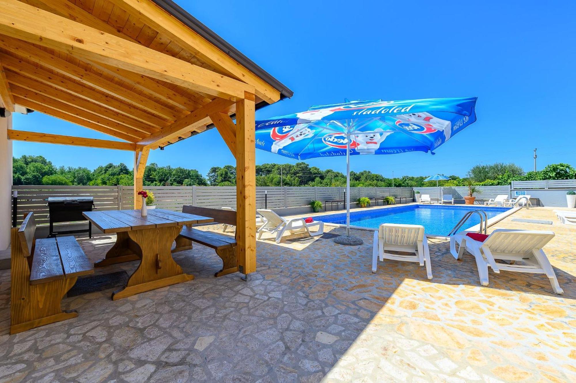 Stancija Amorozo 5 - Apartment N. 7 Porec Ngoại thất bức ảnh
